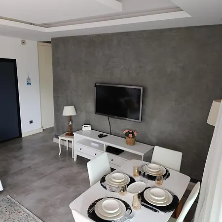 A Ortakentyahsi Villa *