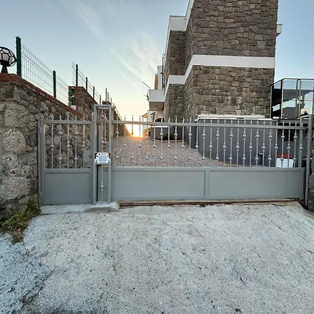 A Ortakentyahsi Villa